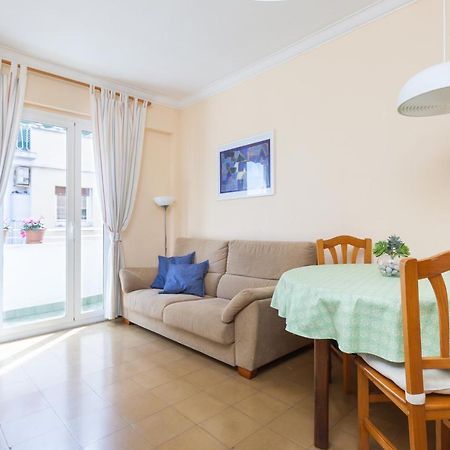 Apartamento Con Encanto, Luminoso Y Tranquilo Apartment L'Hospitalet de Llobregat Bagian luar foto